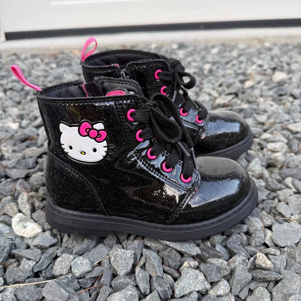 Hello Kitty Girls Black Glitter Patent Combat Boots Side Zip Pink Size 11